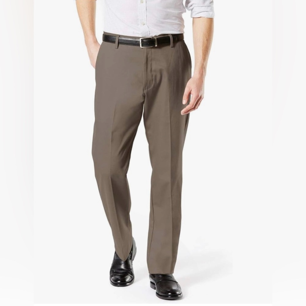 NWT Dockers Signature Khaki Classic Pants